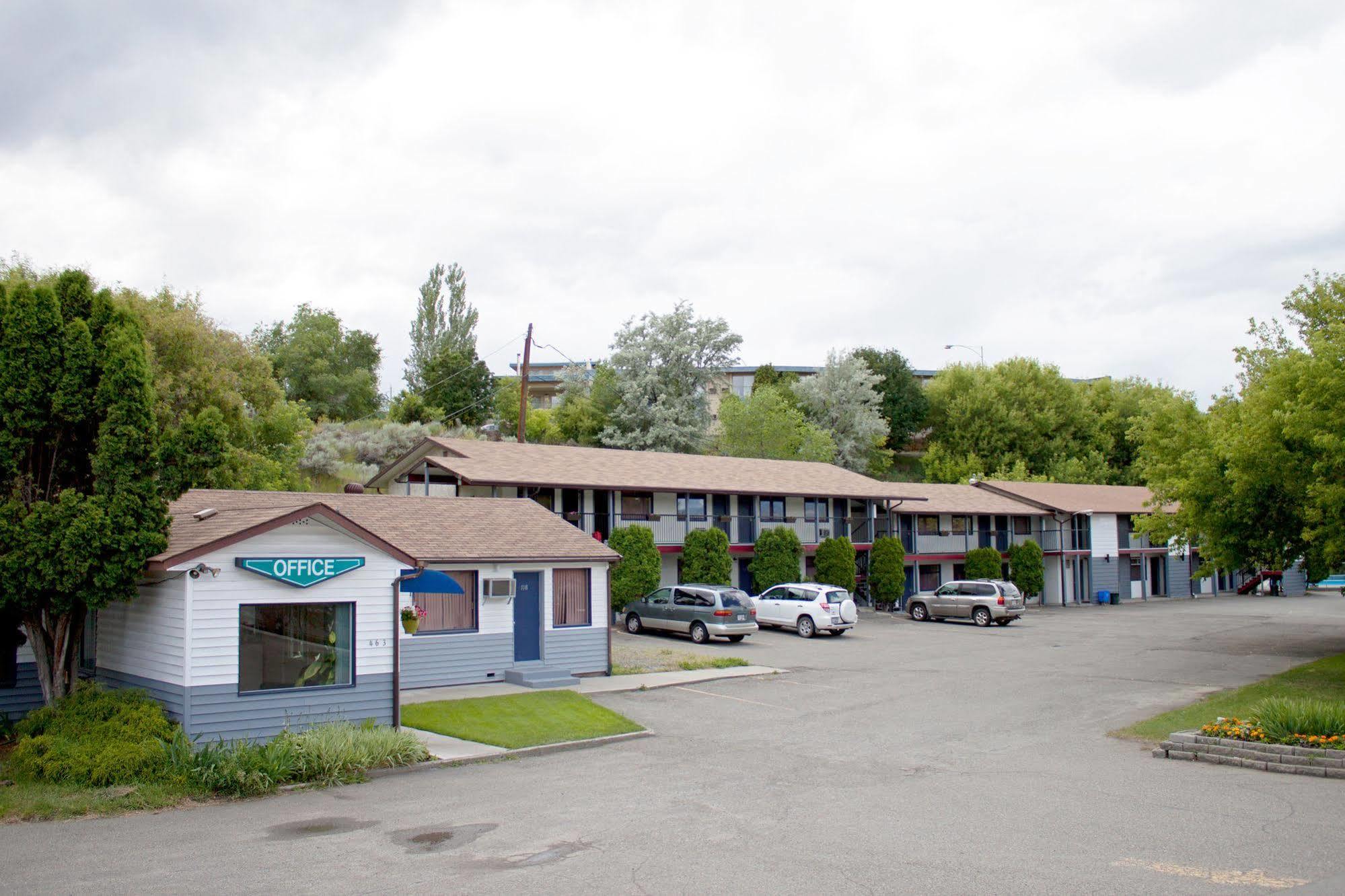 Grandview Motel แคมลูปส์ ภายนอก รูปภาพ
