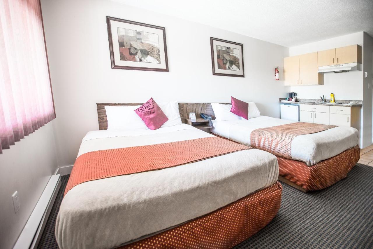 Grandview Motel แคมลูปส์ ภายนอก รูปภาพ